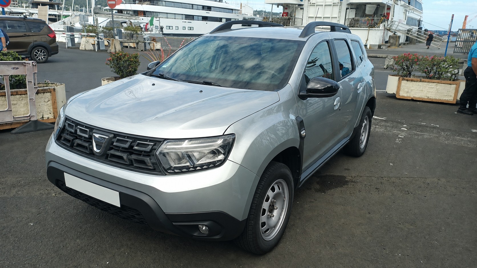 duster automatique diesel tahiti a vendre avant